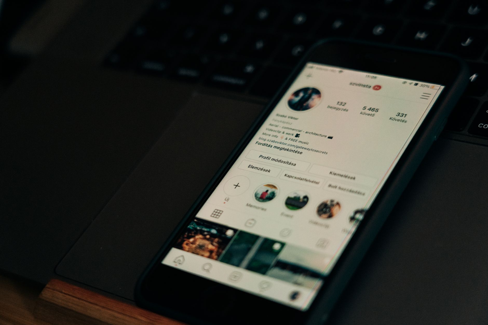 Mastering Instagram: The Art of Buying Real Followers